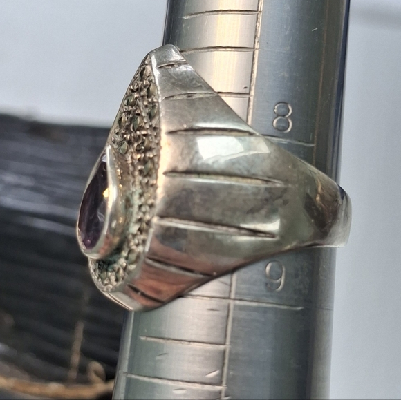 Vintage and unique Amythest And Marcasite Sterling two Rings stamped 925 - Picture 5 of 16